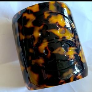 Tory Butch Tortoise Shell 🐢 Cuff